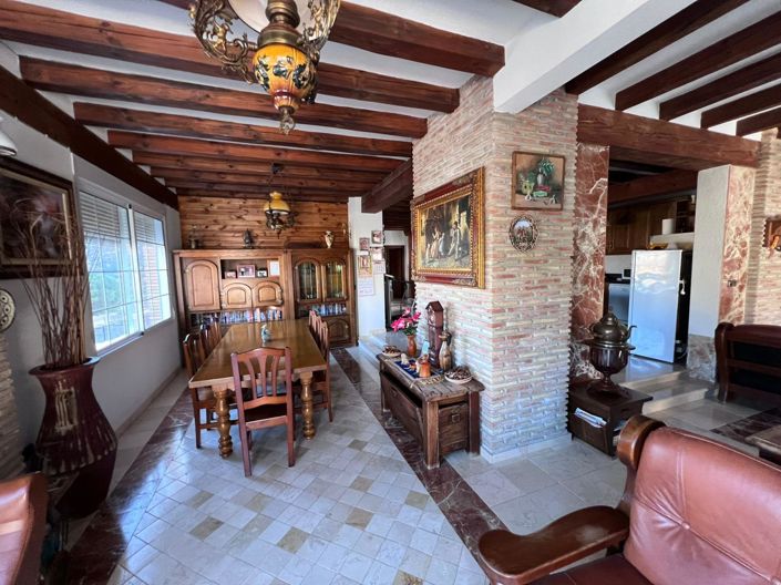Image No.29-4 Bed Villa for sale