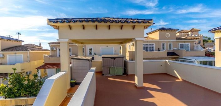 Image No.8-3 Bed Villa for sale