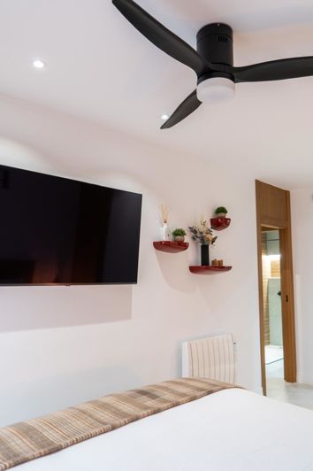 Image No.16-2 Bed Apartment for sale