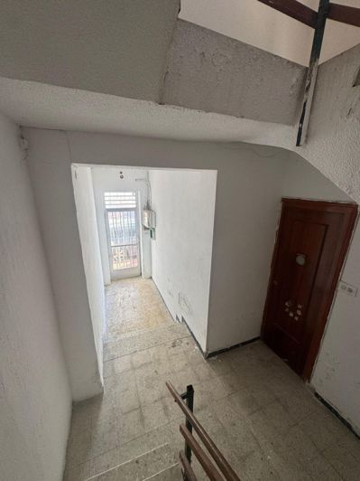 Image No.25-5 Bed Apartment for sale