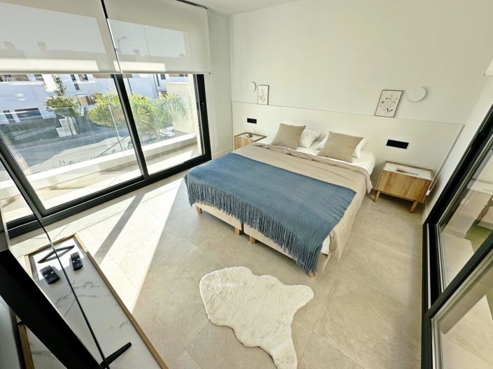 Image No.41-3 Bed Villa for sale