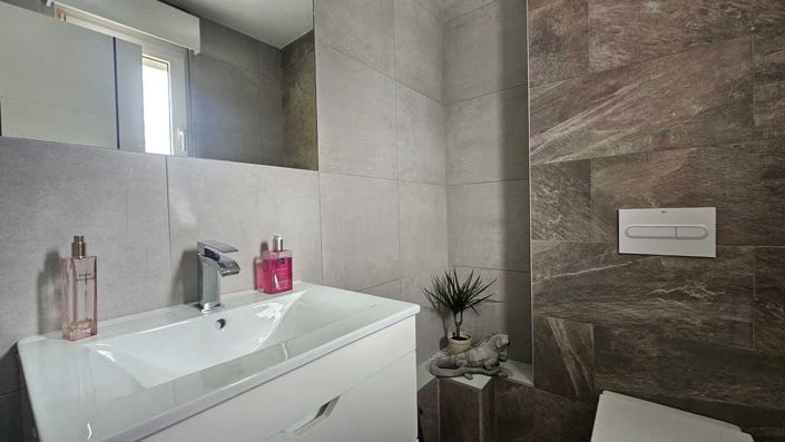 Image No.24-4 Bed Villa for sale