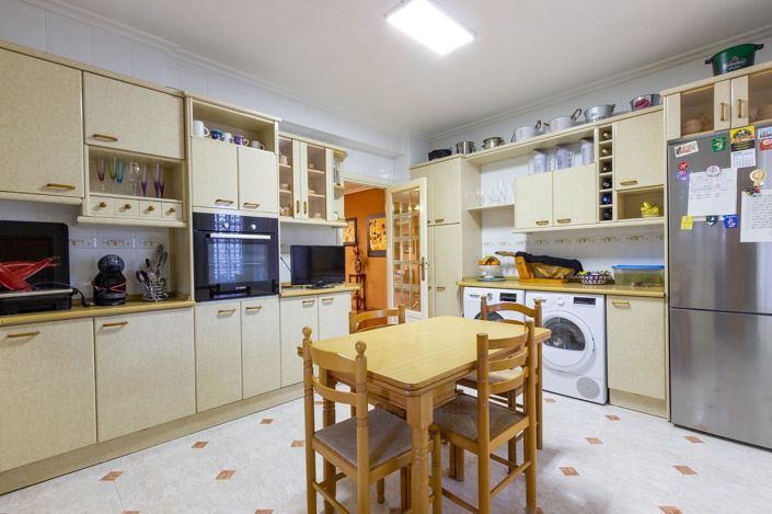 Image No.9-4 Bed Villa for sale