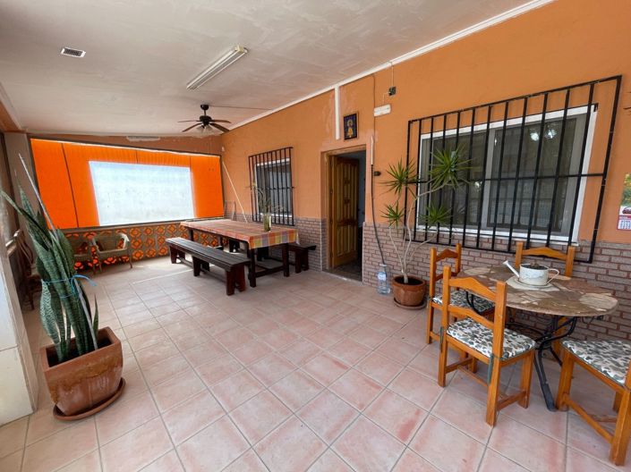 Image No.11-3 Bed Villa for sale