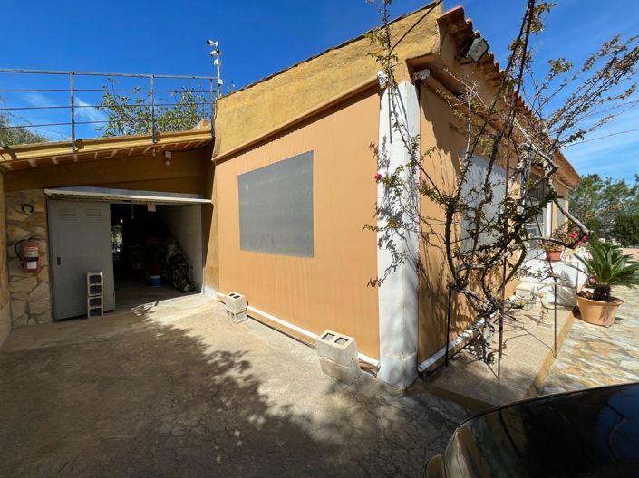 Image No.8-3 Bed Villa for sale