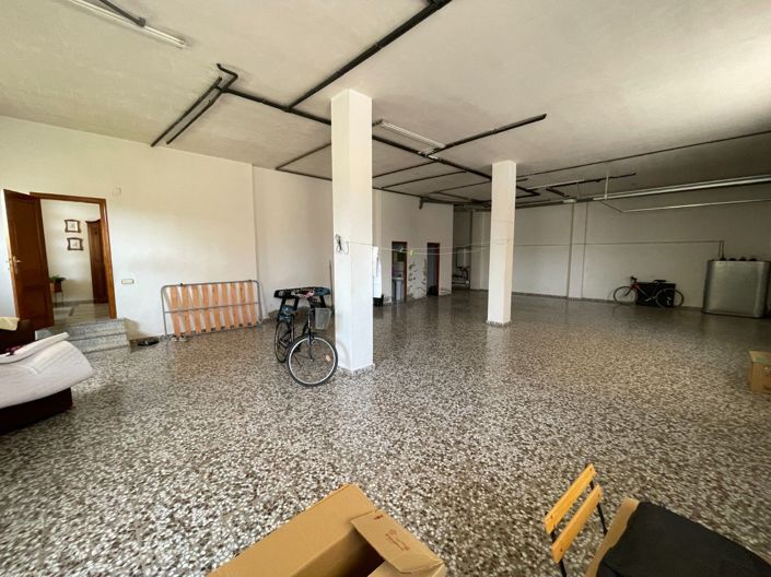 Image No.13-5 Bed House for sale