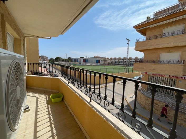 Image No.2-5 Bed House for sale