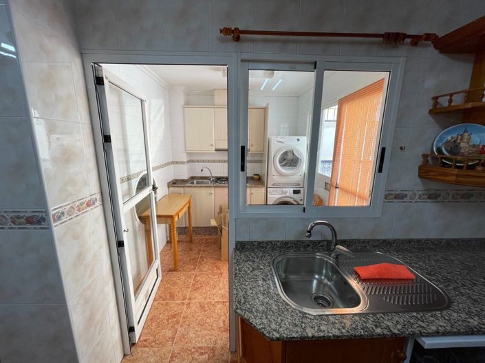 Image No.21-5 Bed House for sale