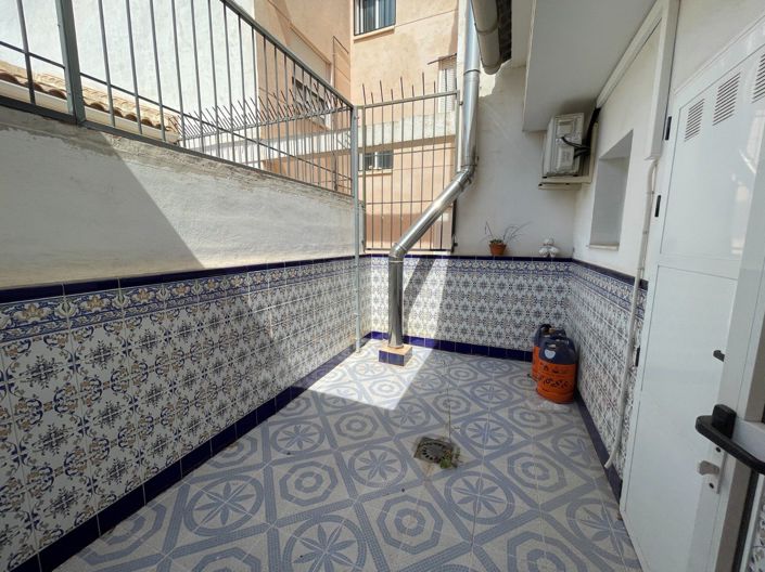Image No.23-5 Bed House for sale