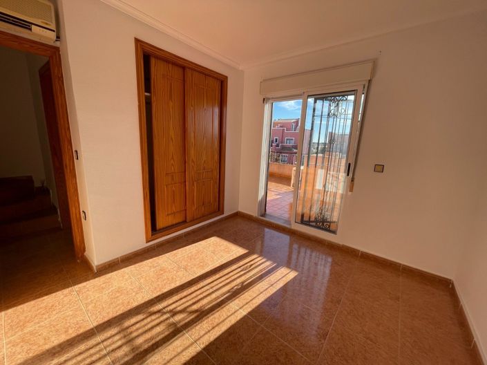 Image No.16-3 Bed House for sale
