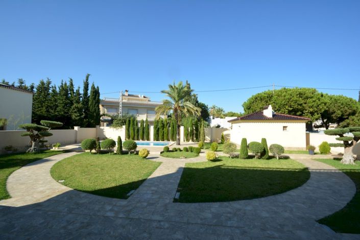 Image No.20-Villa de 9 chambres à vendre à Cabo Roig