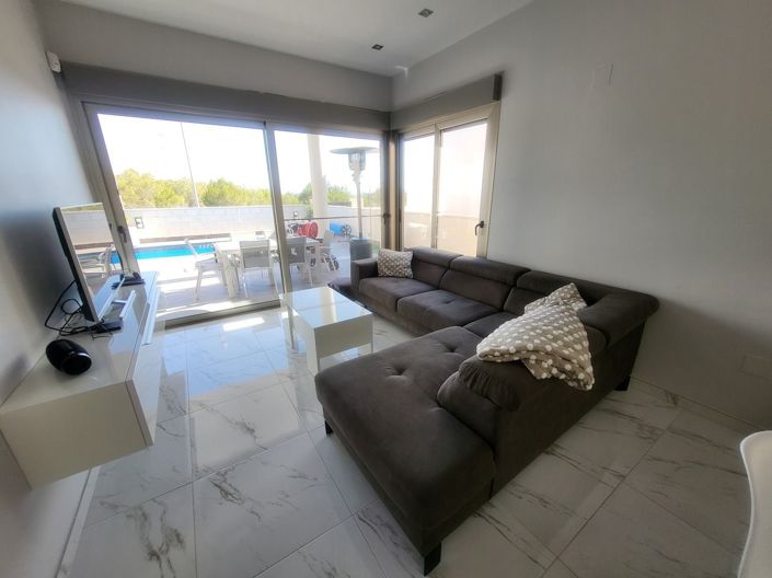 Image No.23-3 Bed Villa for sale