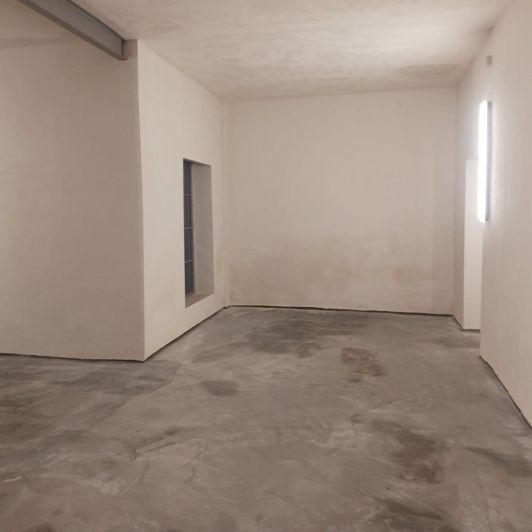 Image No.11-6 Bed House for sale