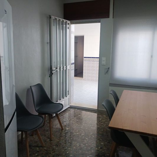 Image No.45-6 Bed House for sale