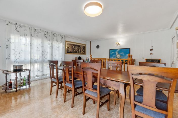 Image No.14-4 Bed Villa for sale