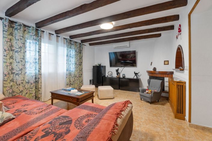 Image No.15-4 Bed Villa for sale