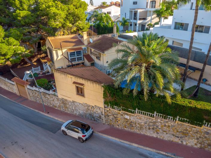 Image No.5-Villa de 4 chambres à vendre à Torrevieja