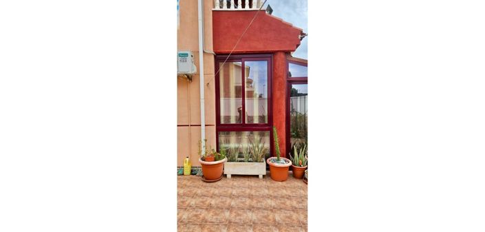 Image No.30-3 Bed Townhouse for sale
