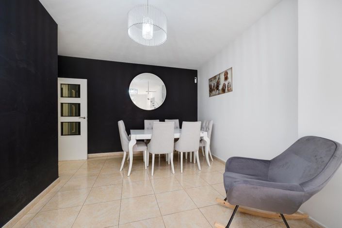 Image No.9-3 Bed Apartment for sale