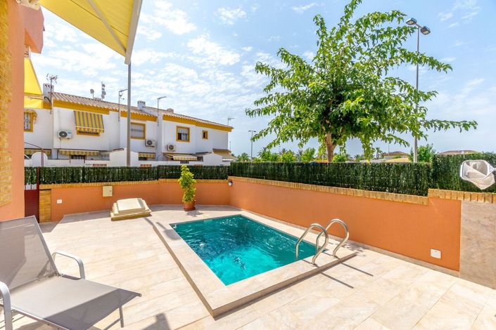 Image No.24-3 Bed Villa for sale