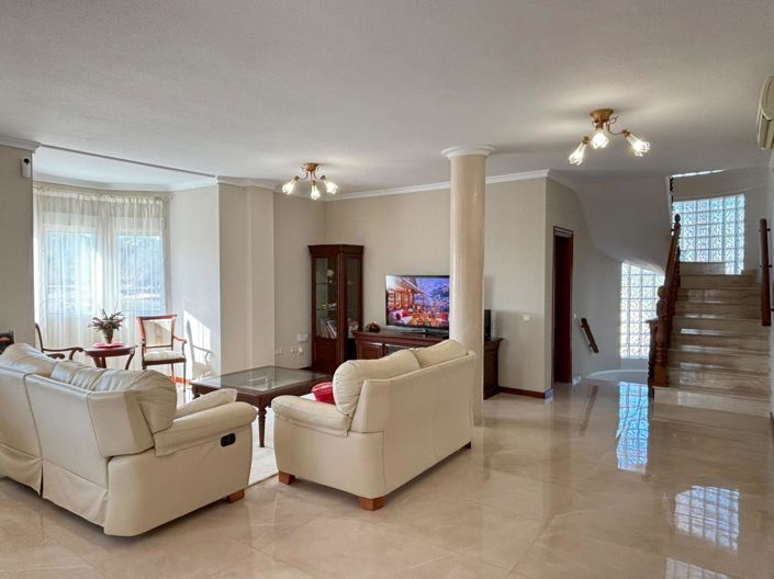 Image No.12-5 Bed Villa for sale