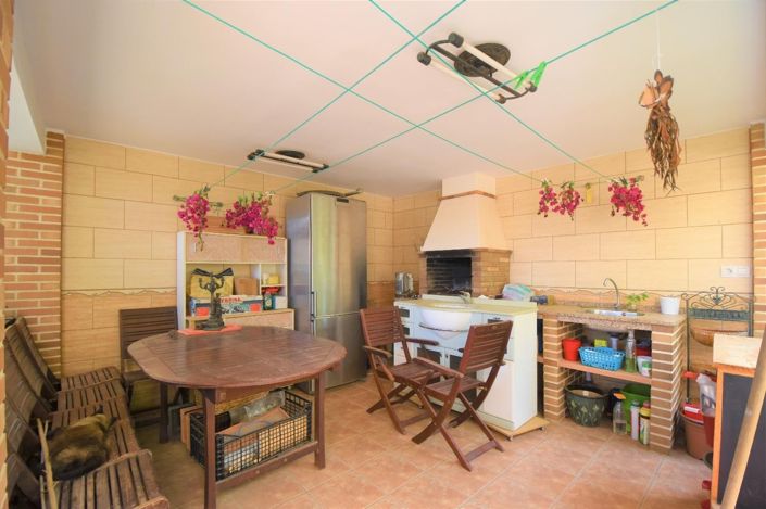Image No.6-5 Bed Villa for sale