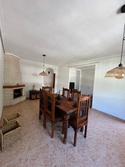 Image No.2-4 Bed Townhouse for sale