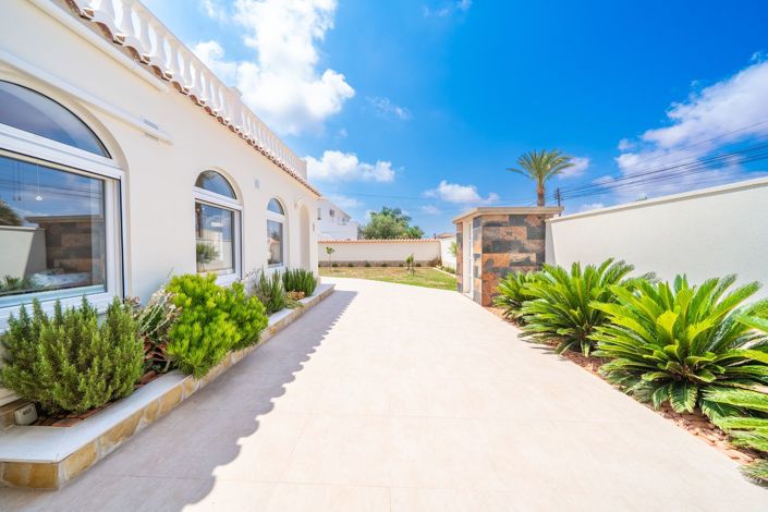 Image No.48-Villa de 4 chambres à vendre à Torrevieja