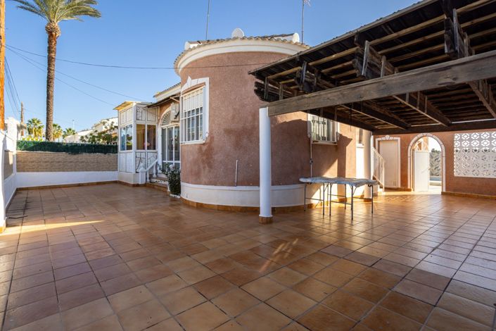 Image No.32-3 Bed Villa for sale