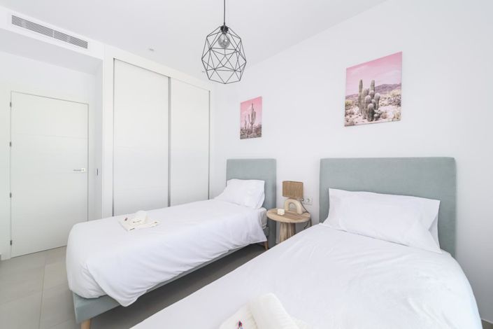 Image No.6-3 Bed Apartment for sale