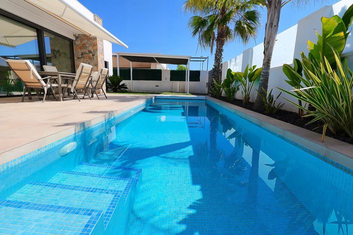 Image No.15-3 Bed Villa for sale