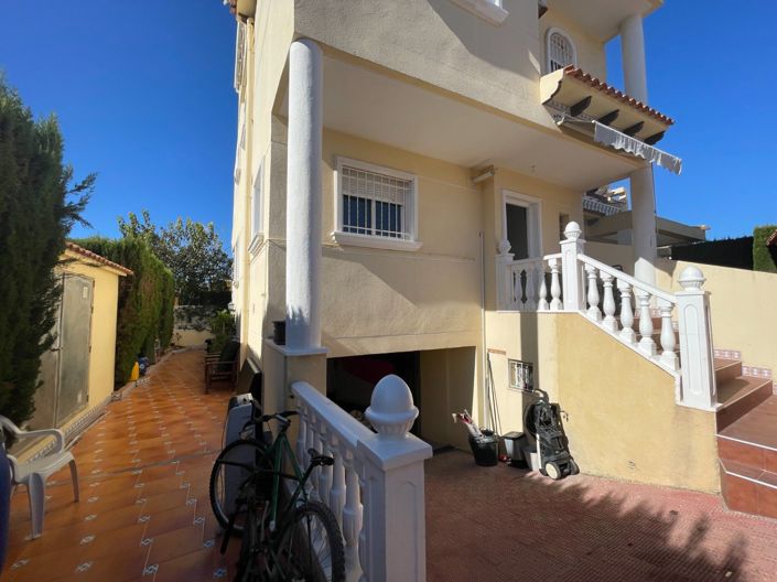 Image No.16-4 Bed Villa for sale