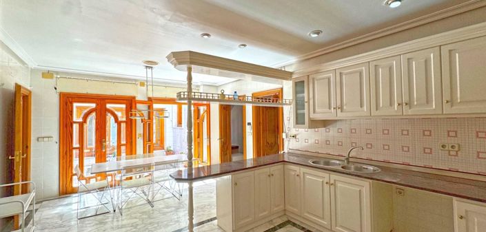 Image No.13-6 Bed Duplex for sale