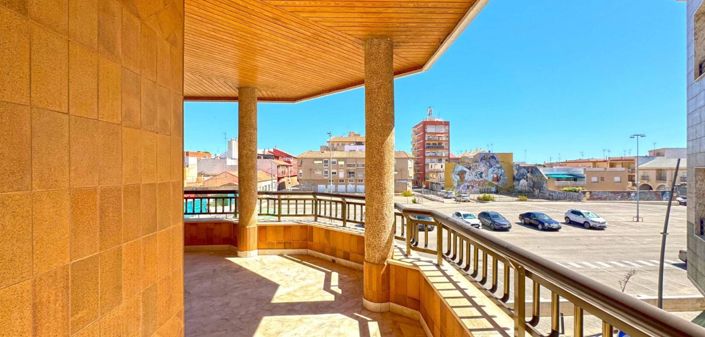 Image No.3-6 Bed Duplex for sale