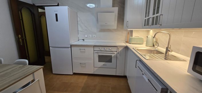 Image No.11-4 Bed Apartment for sale