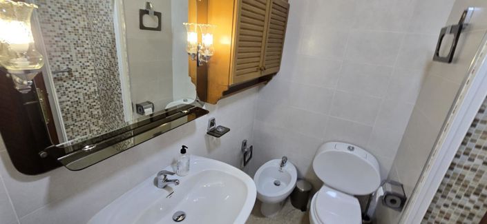 Image No.23-4 Bed Apartment for sale