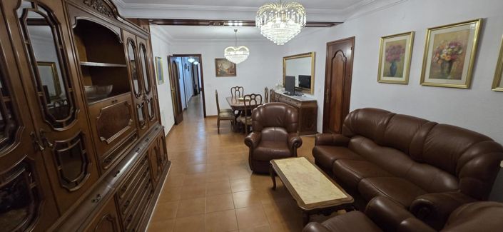 Image No.3-4 Bed Apartment for sale