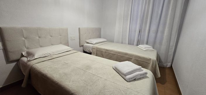 Image No.7-4 Bed Apartment for sale
