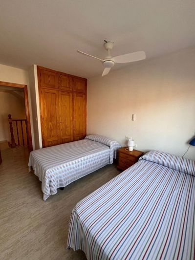 Image No.11-3 Bed House for sale