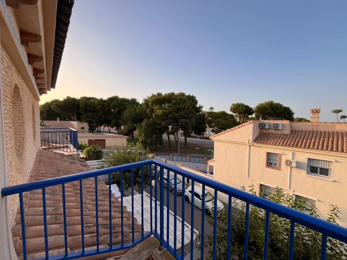 Image No.16-3 Bed House for sale