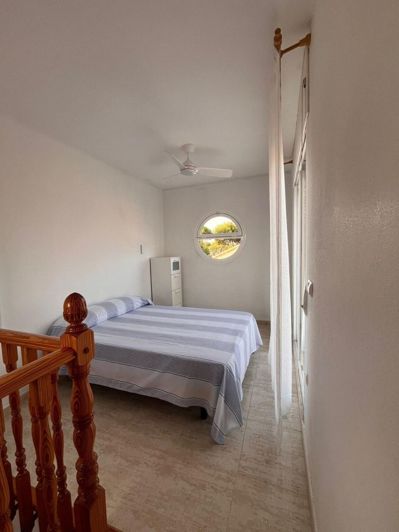 Image No.18-3 Bed House for sale
