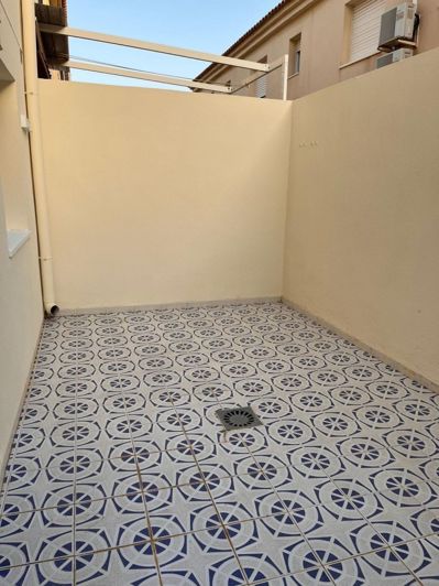 Image No.2-3 Bed House for sale
