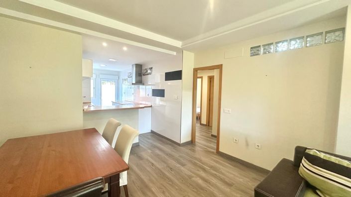 Image No.9-3 Bed Apartment for sale