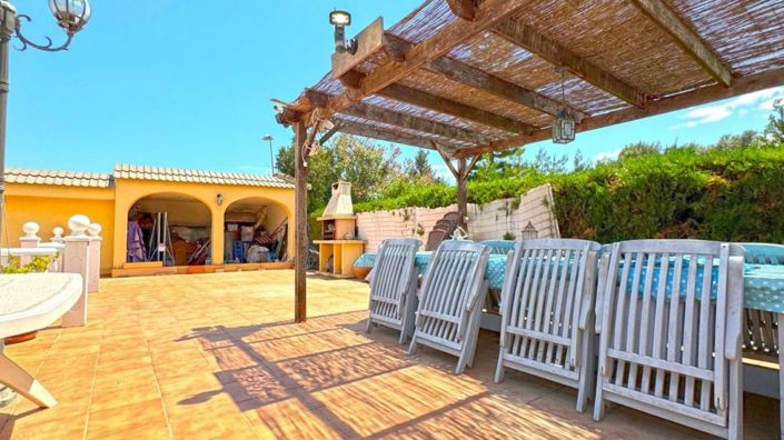 Image No.11-6 Bed Villa for sale
