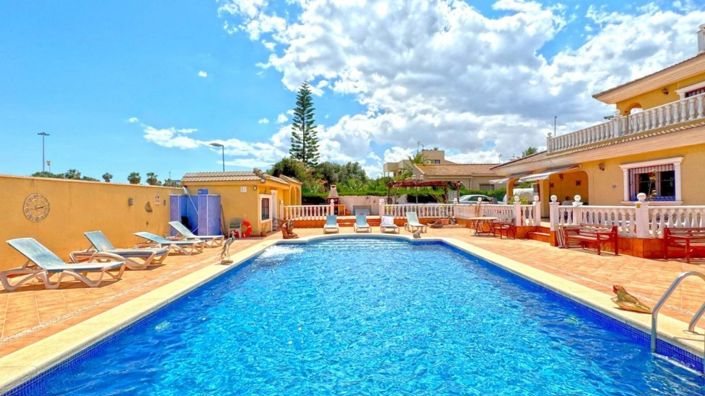 Image No.13-6 Bed Villa for sale
