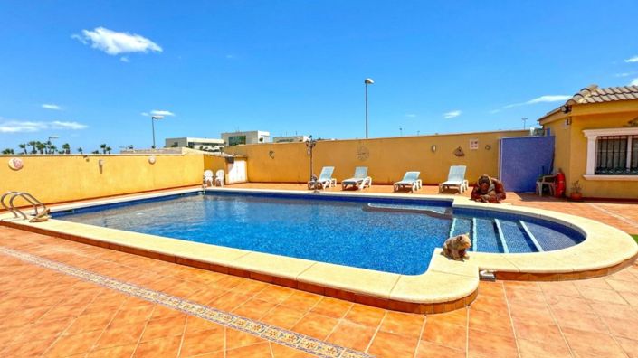 Image No.9-6 Bed Villa for sale