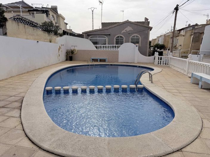 Image No.27-3 Bed House for sale