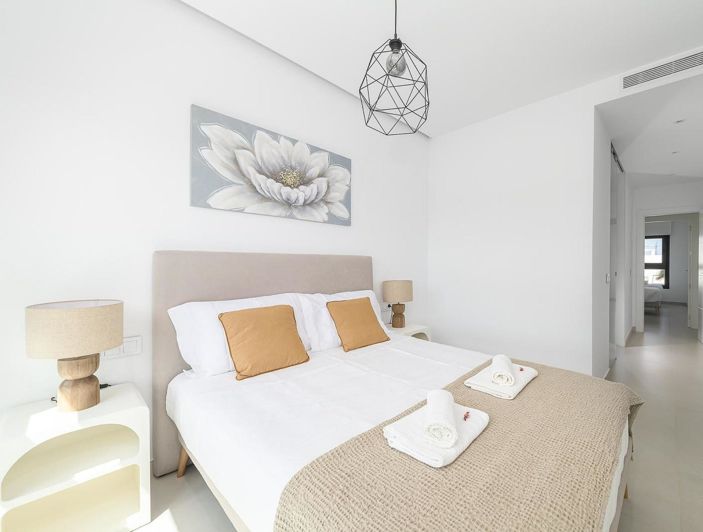 Image No.11-2 Bed Apartment for sale