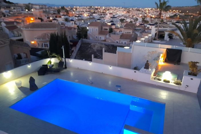 Image No.49-6 Bed Villa for sale