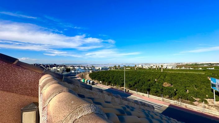 Image No.26-4 Bed House for sale